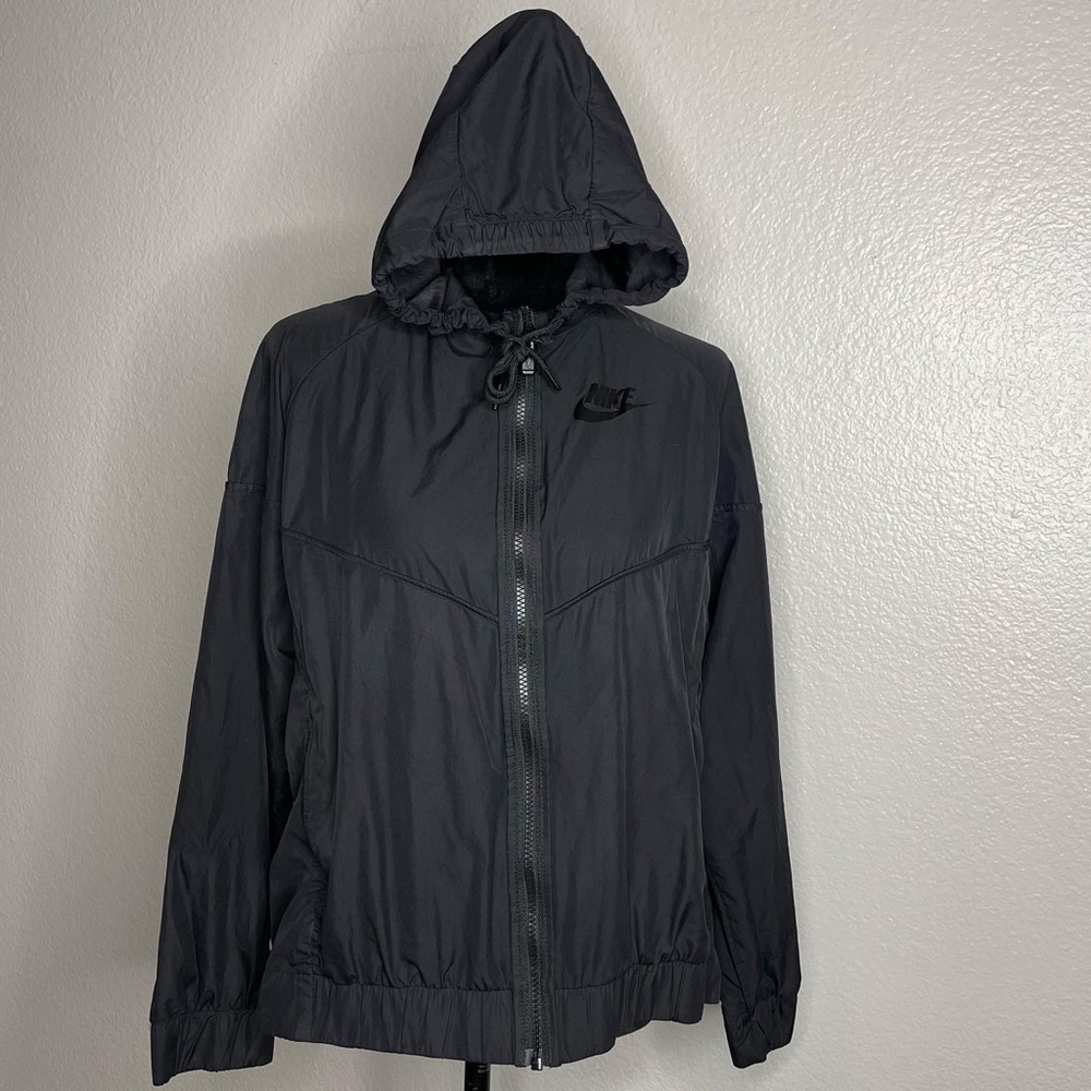 Nike windbreaker